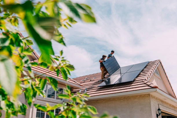 Best Solar Panel Roofing Installation  in Decorah, IA